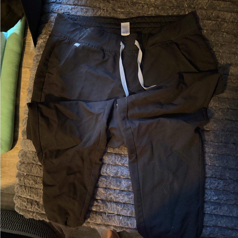 Figs Black Jogger scrub